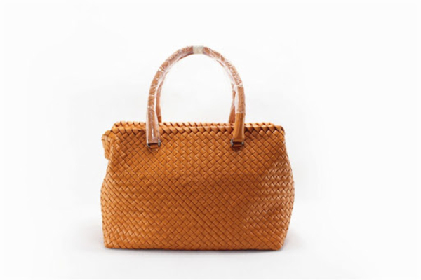 Luxurymoda4me - Produce and wholesale Bottaga leather handbag 5