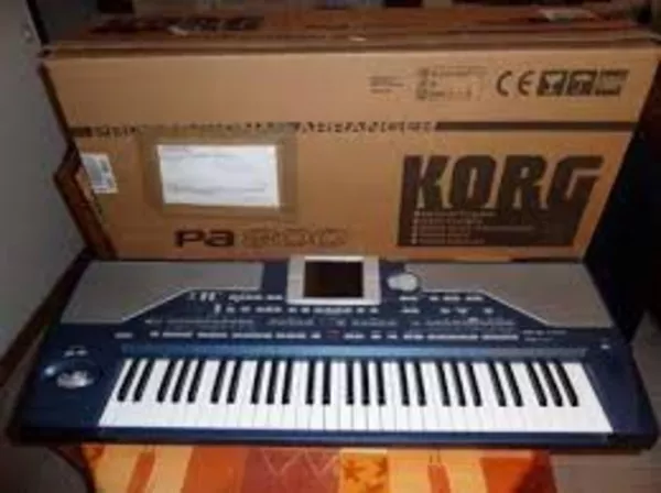 Korg Pa3x for sale 700 Euro, Korg Pa4x for 850 Euro